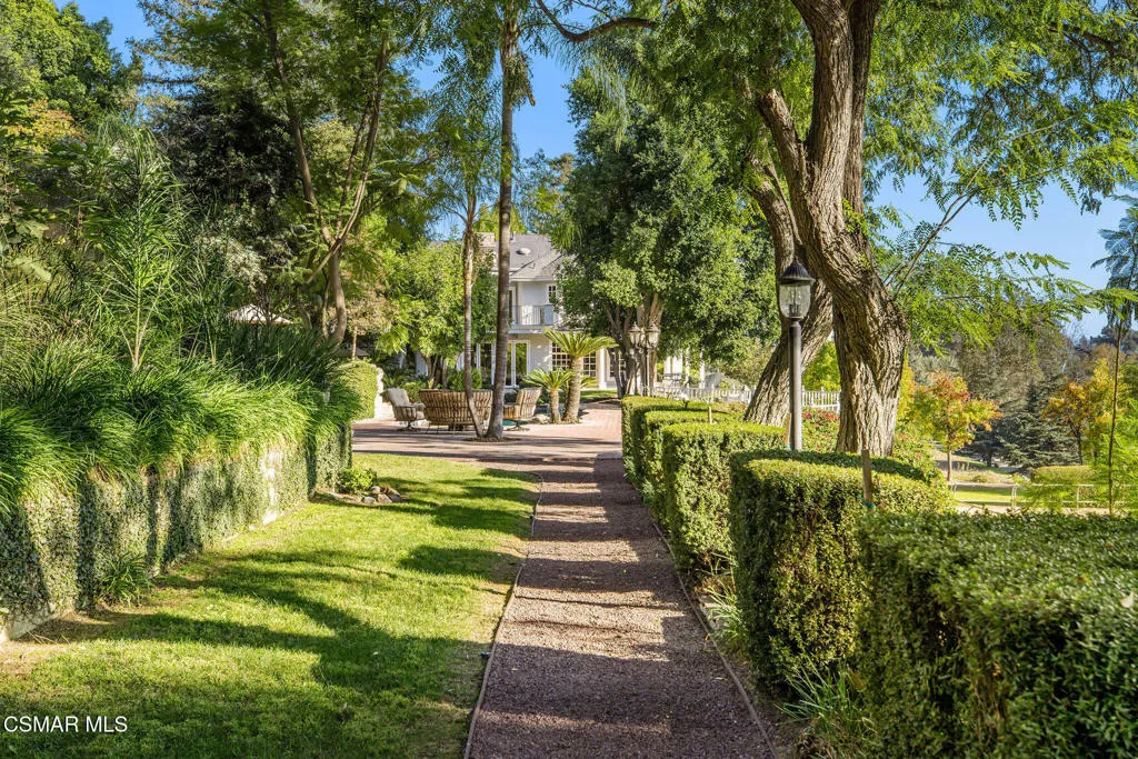 427 Long Canyon Road, Bradbury, California 91008 home-pic-58